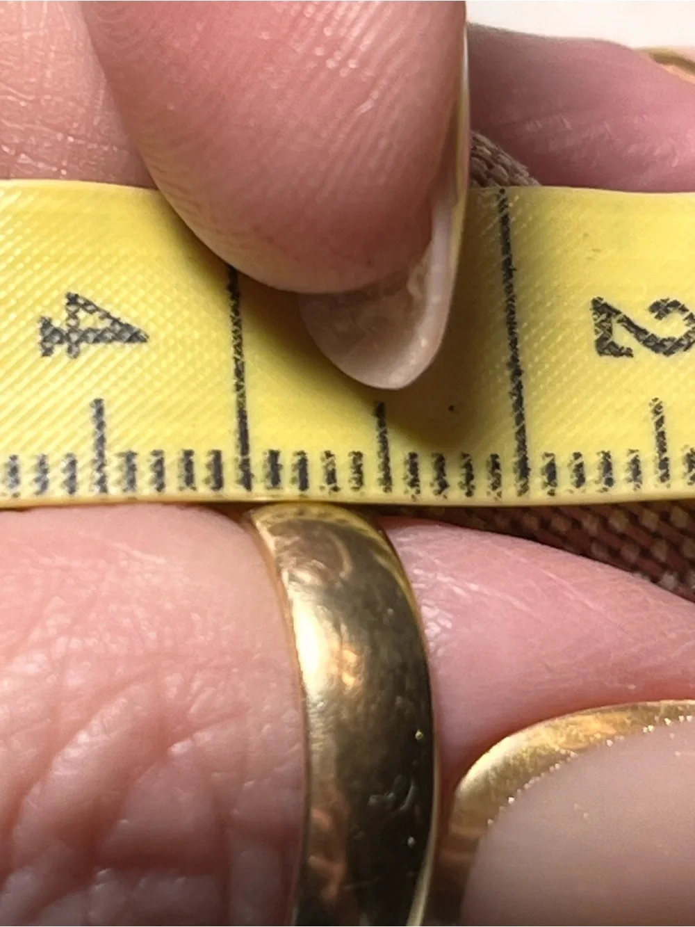 14K Yellow Gold Classic Wedding Band Unisex 4.85mm Size 7.5